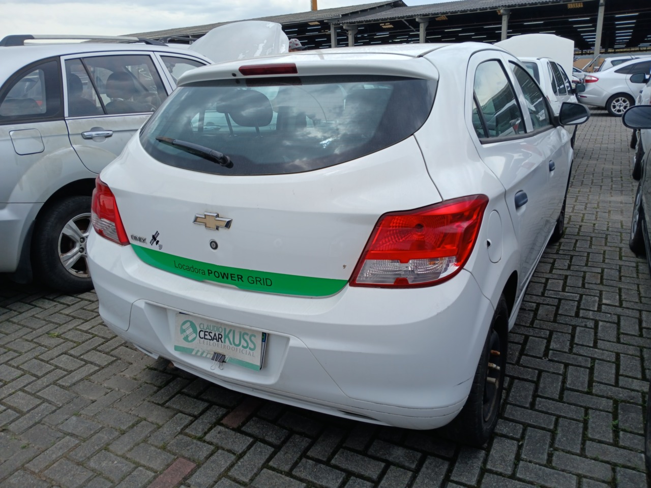 CHEVROLET/ONIX 10 MT JOYE — foto 3 de 8