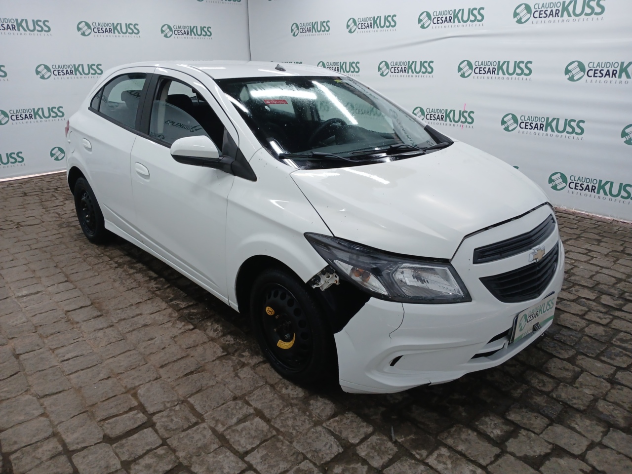 CHEVROLET/ONIX 10 MT JOYE — foto 4 de 8