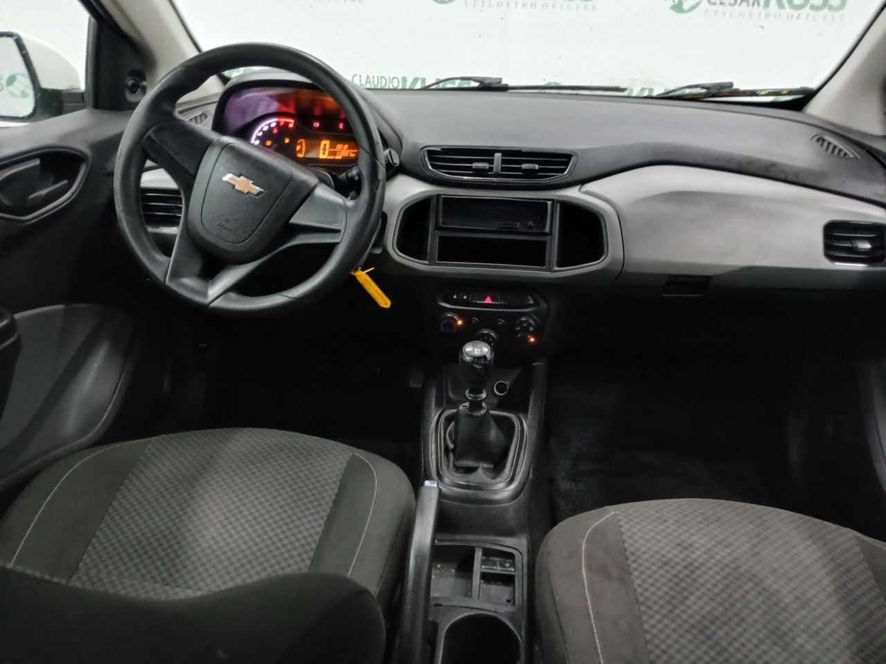 CHEVROLET/ONIX 10 MT JOYE — foto 5 de 8