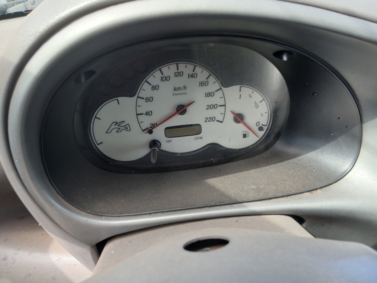 SUCATA FORD/KA GL — foto 7 de 8