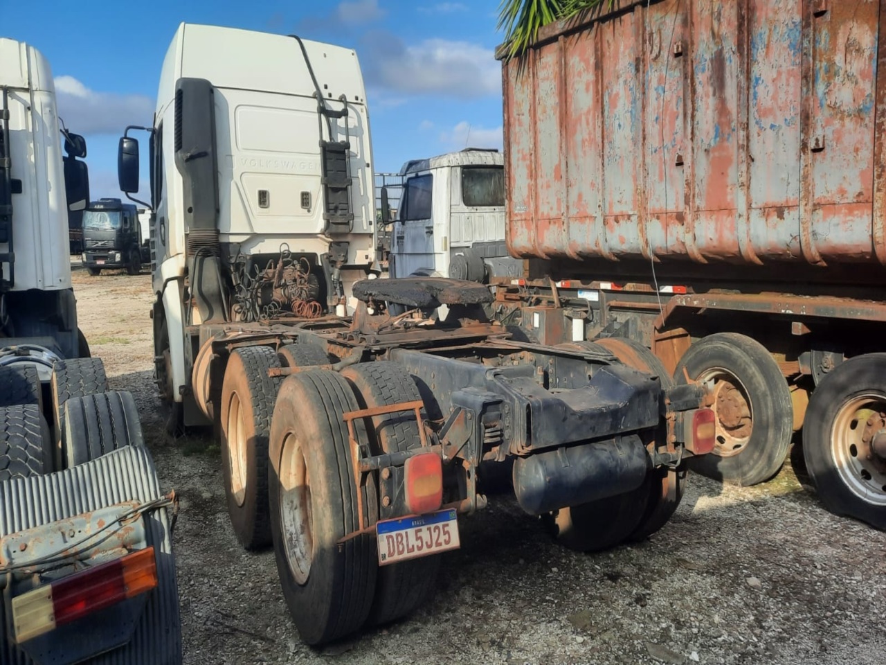VW/25.370 CLM T 6X2 — foto do lote