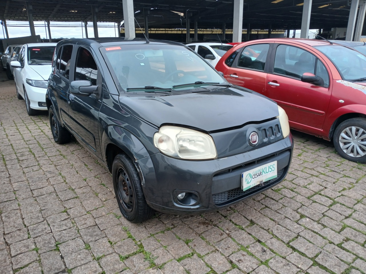 FIAT/UNO VIVACE 1.0 — foto 4 de 8