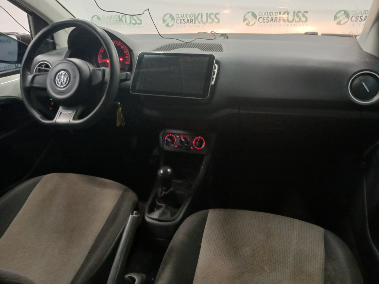 VW/UP TAKE MA — foto do lote