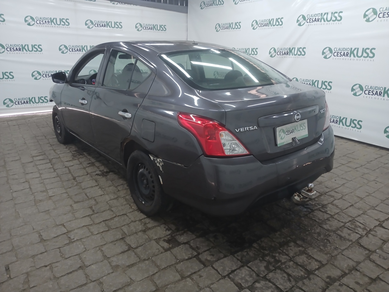 NISSAN/VERSA 16 SV — foto do lote