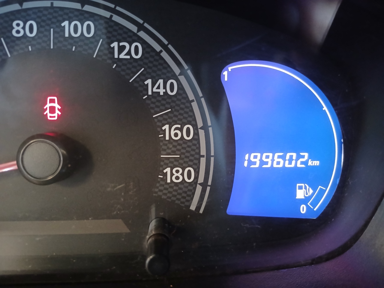 RENAULT/KWID ZEN 10 MT — foto 7 de 8