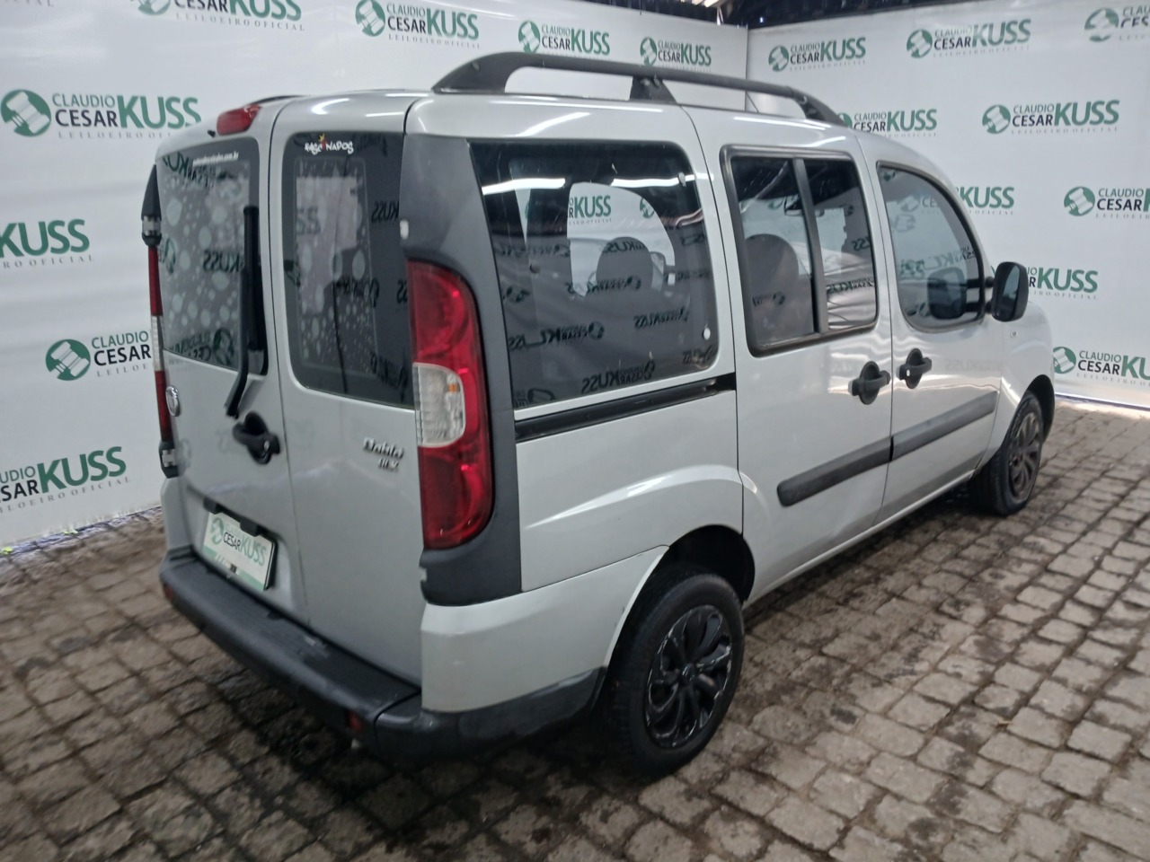 FIAT/DOBLO HLX 1.8 FLEX — foto 3 de 8
