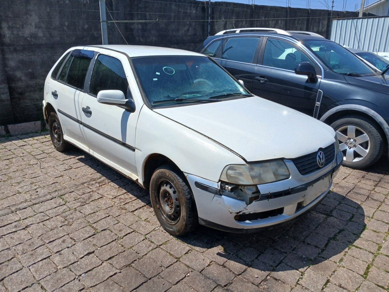 SUCATA VW/GOL 1.0 — foto 4 de 8