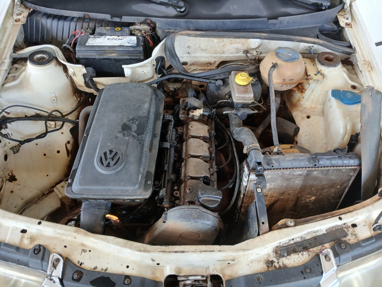 SUCATA VW/GOL 1.0 — foto 6 de 8