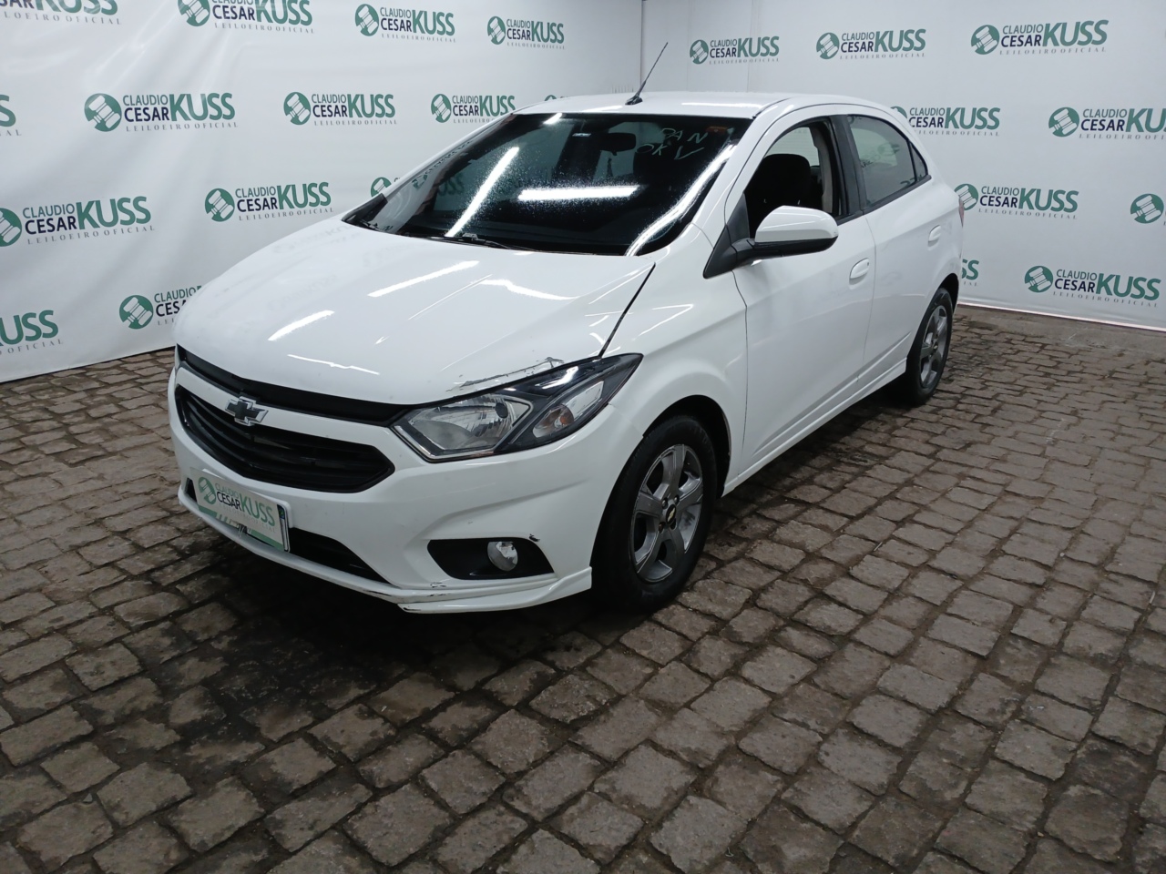 CHEVROLET/ONIX 1.4 MT LT — foto do lote