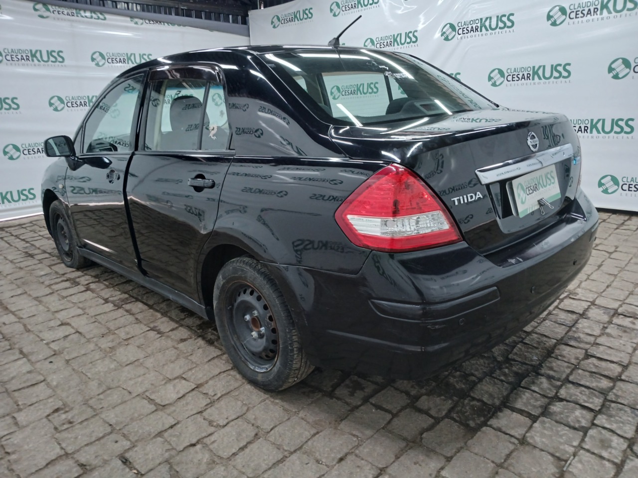 IMP NISSAN/TIIDA SEDAN 18F — foto do lote