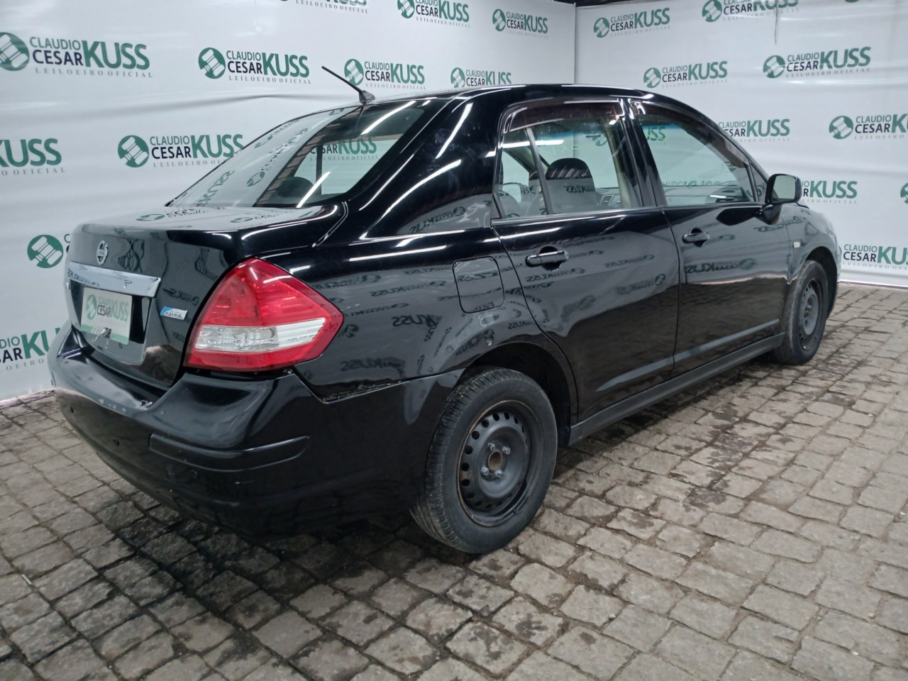 IMP NISSAN/TIIDA SEDAN 18F — foto do lote