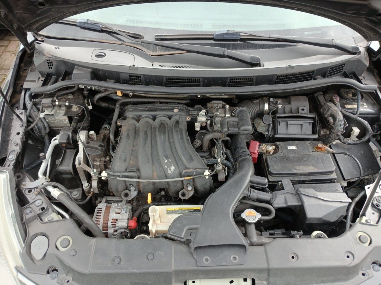 IMP NISSAN/TIIDA SEDAN 18F — foto 6 de 8