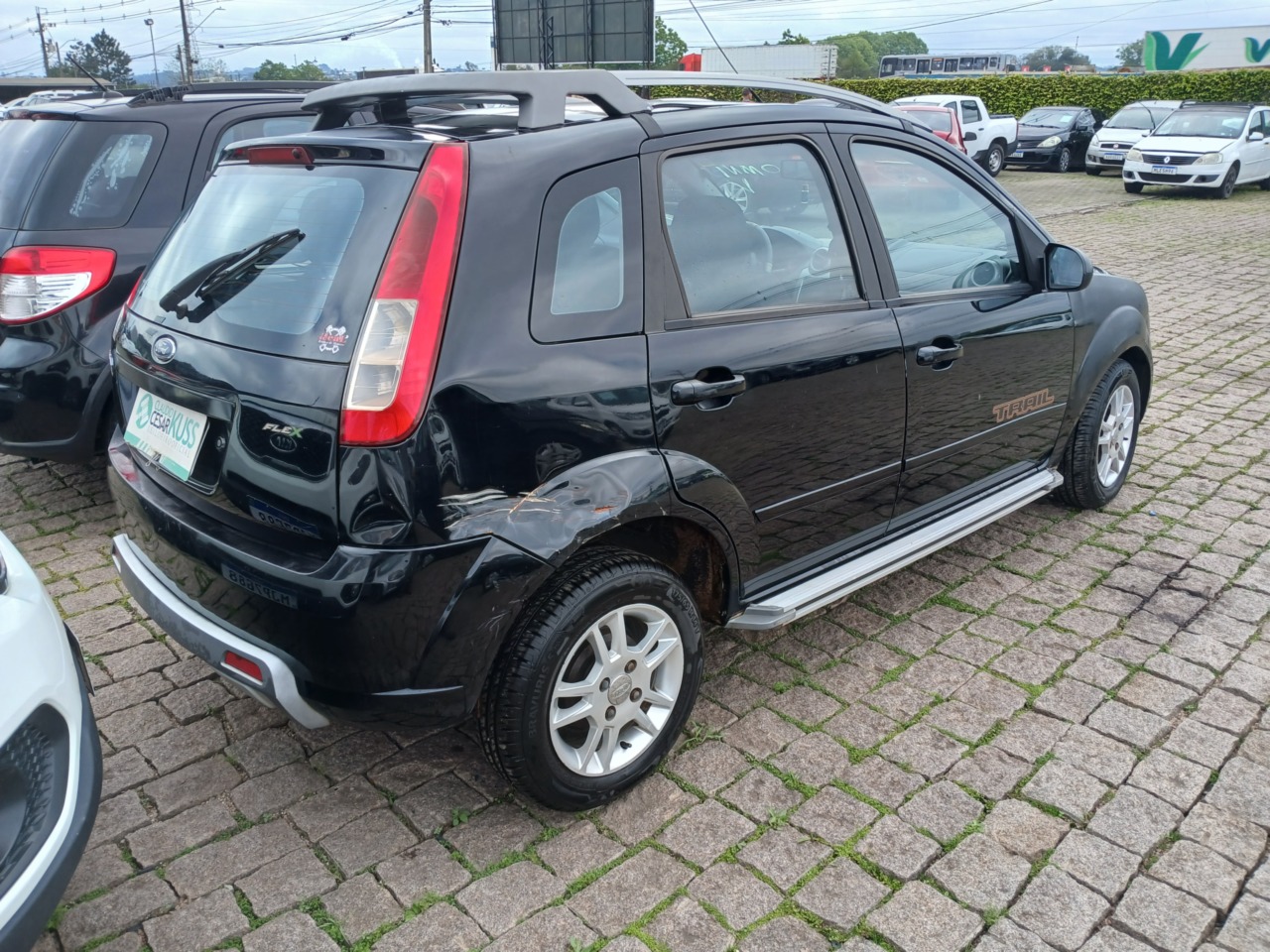 FORD/FIESTA 1.0F TRAIL 5 — foto 3 de 8