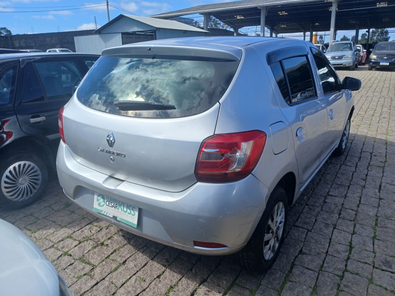 RENAULT/SANDERO AUTH 10 — foto do lote