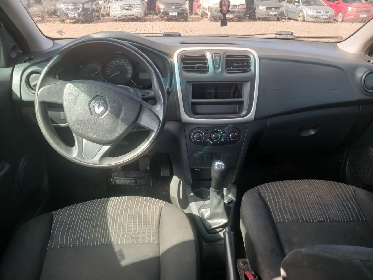 RENAULT/SANDERO AUTH 10 — foto do lote