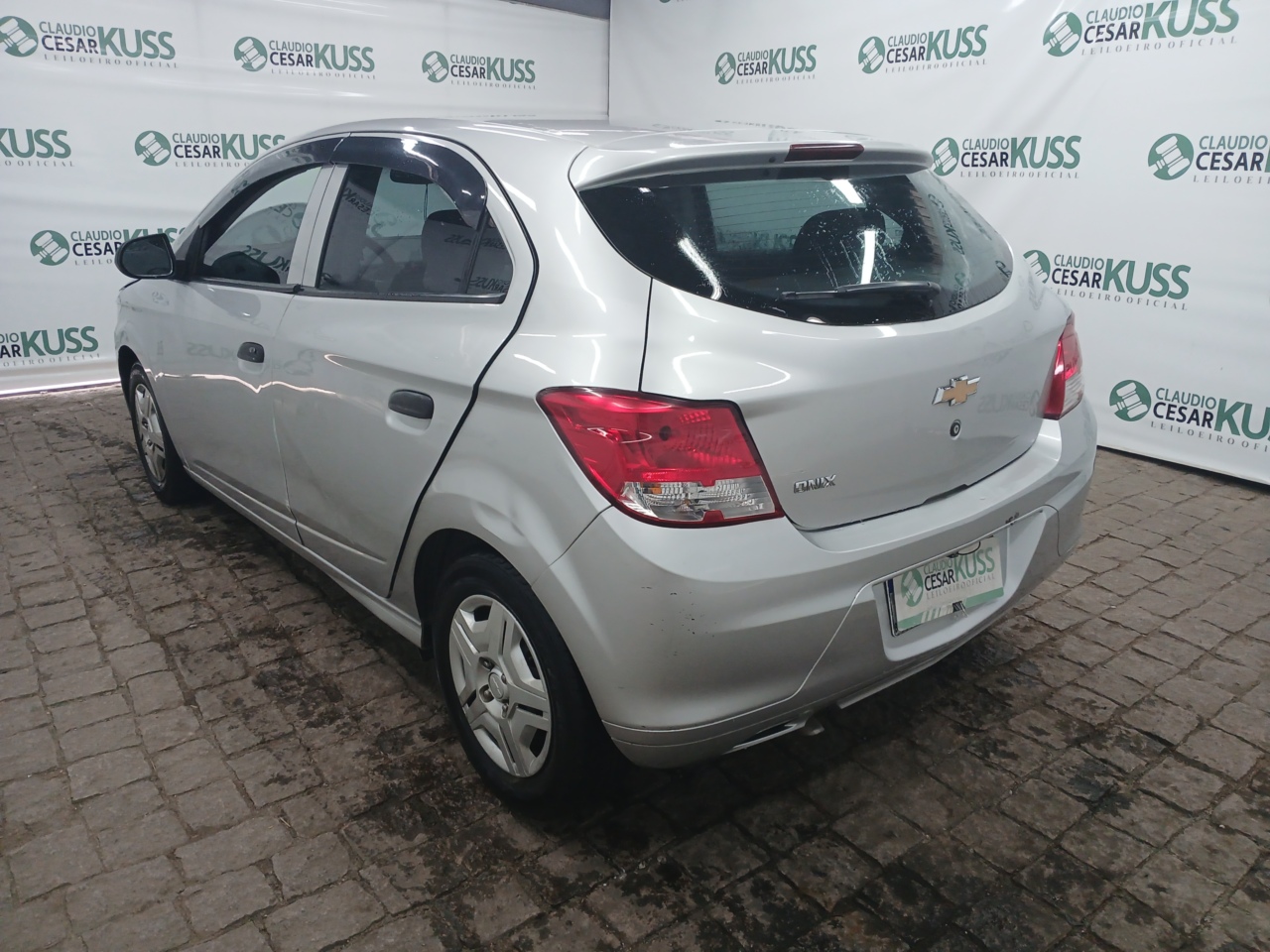 CHEVROLET/ONIX 10 MT JOYE — foto do lote