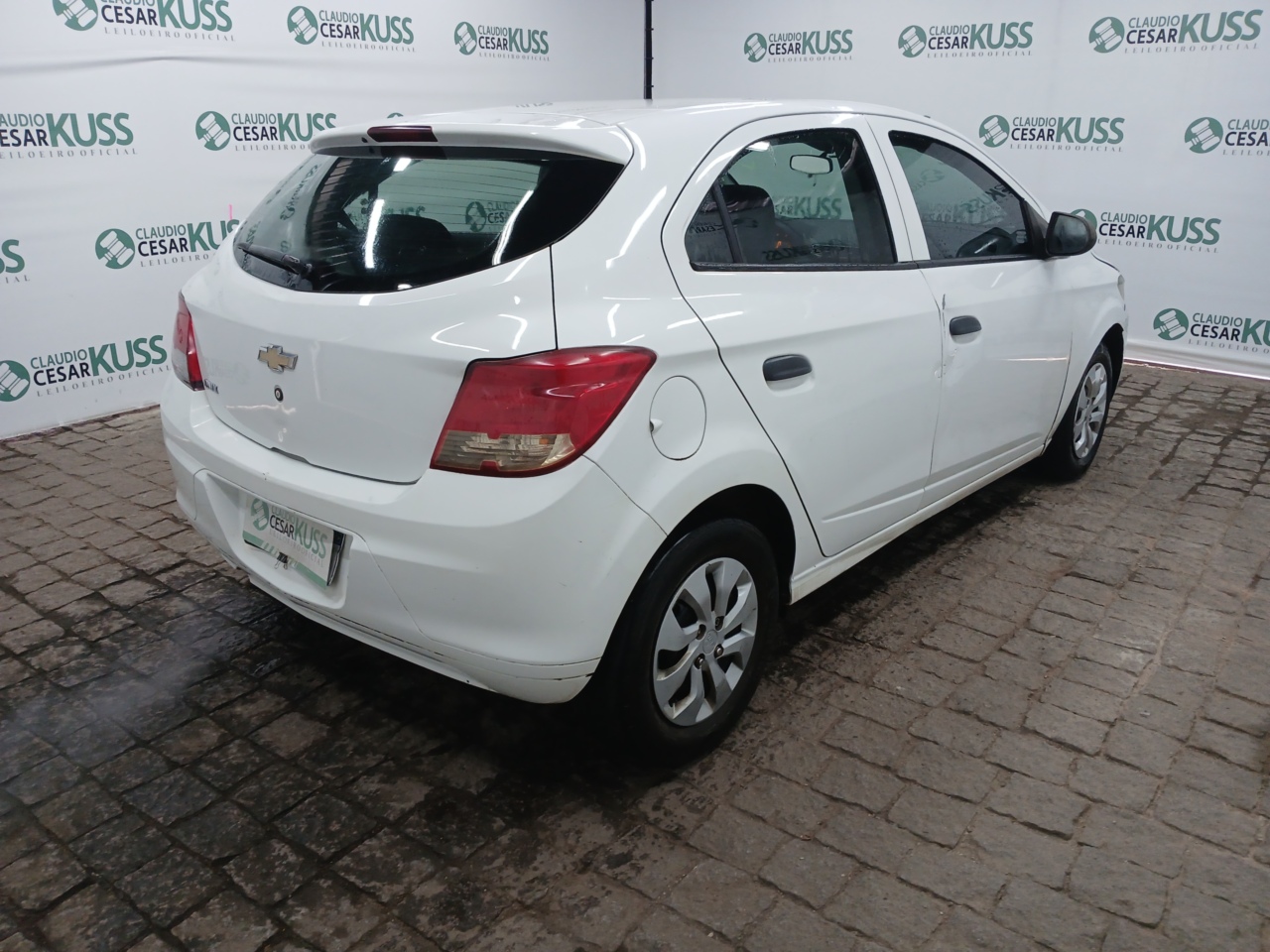 CHEVROLET/ONIX 10 MT JOYE — foto 3 de 8