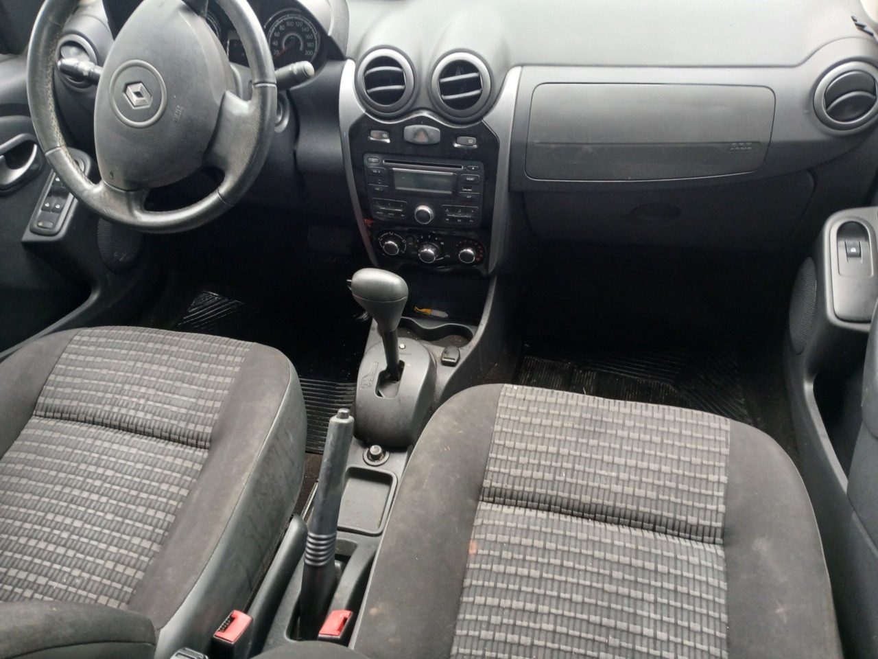 RENAULT/SANDERO PR 16 16V A — foto 5 de 8