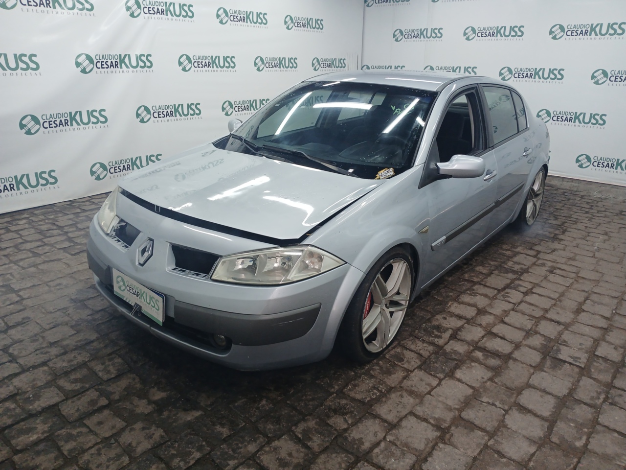 RENAULT/MEGANE SD DYN 16 — foto do lote