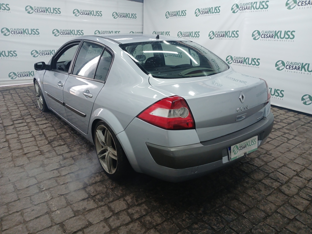 RENAULT/MEGANE SD DYN 16 — foto do lote