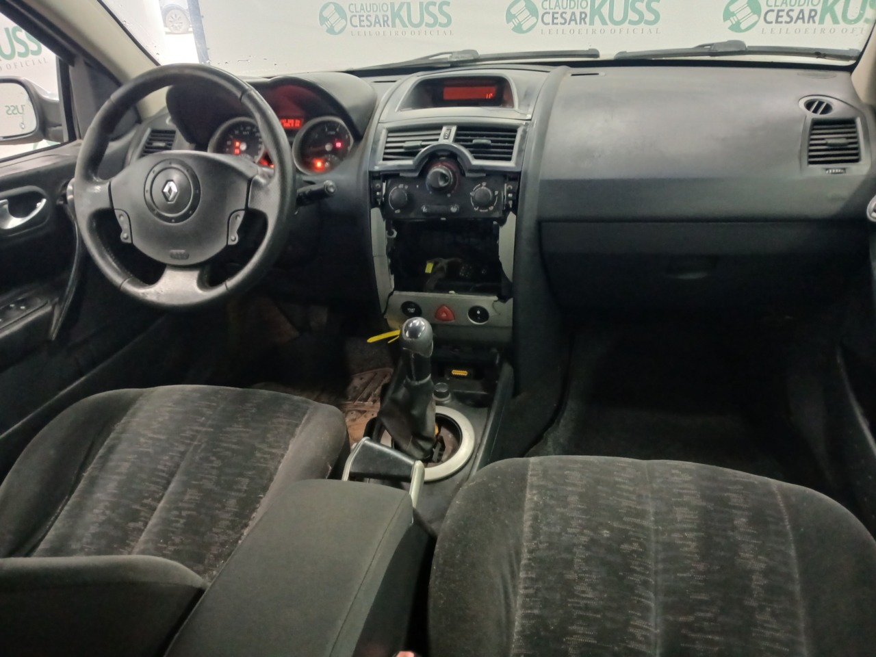 RENAULT/MEGANE SD DYN 16 — foto do lote