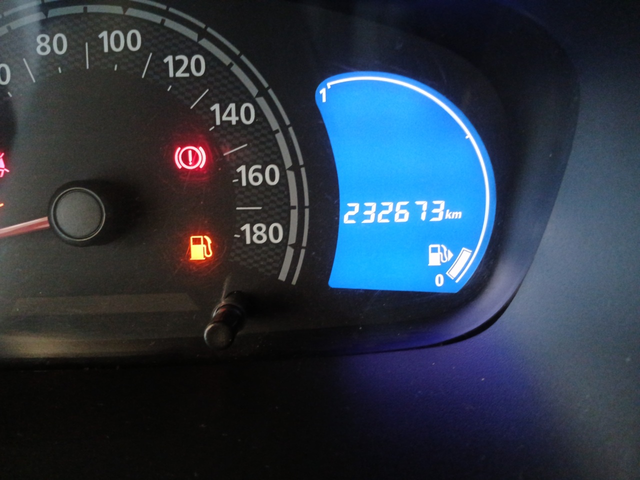 RENAULT/KWID ZEN 10 MT — foto 7 de 8