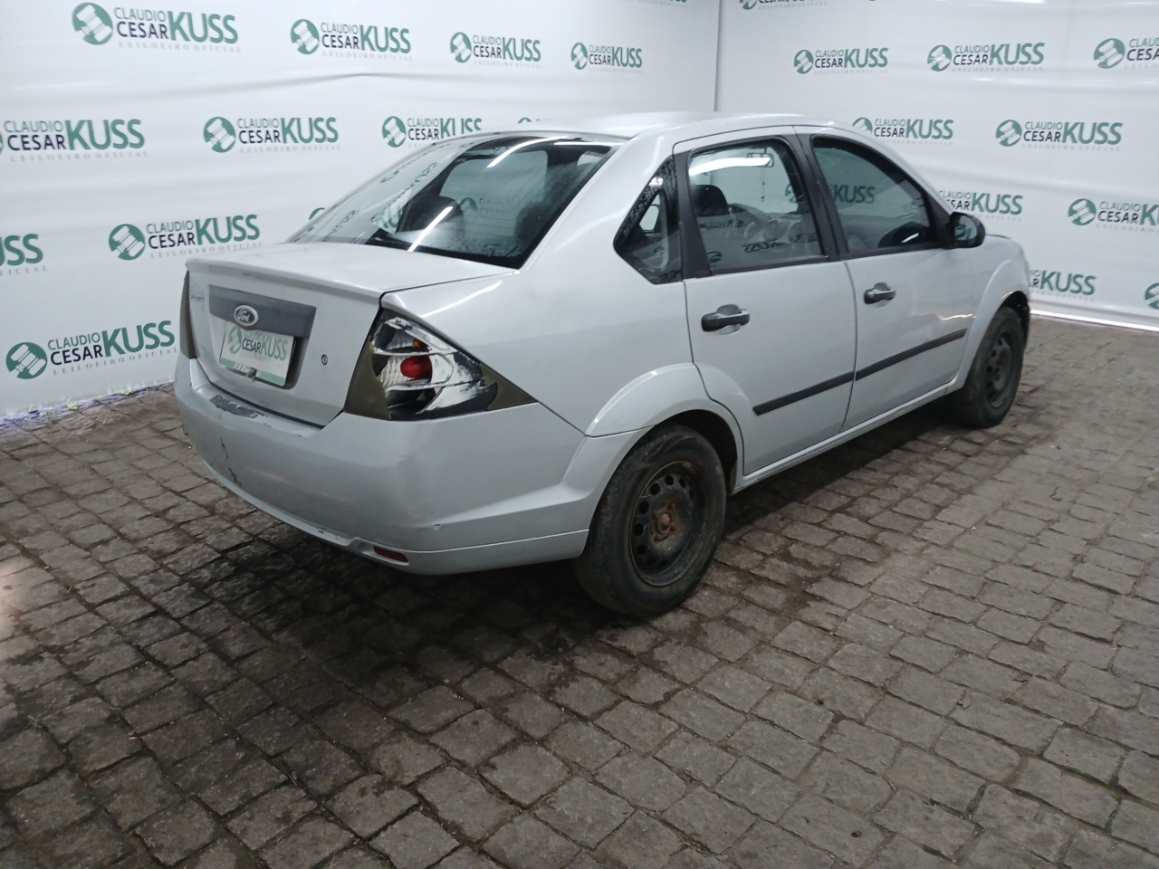 FORD/FIESTA SEDAN FLEX — foto do lote