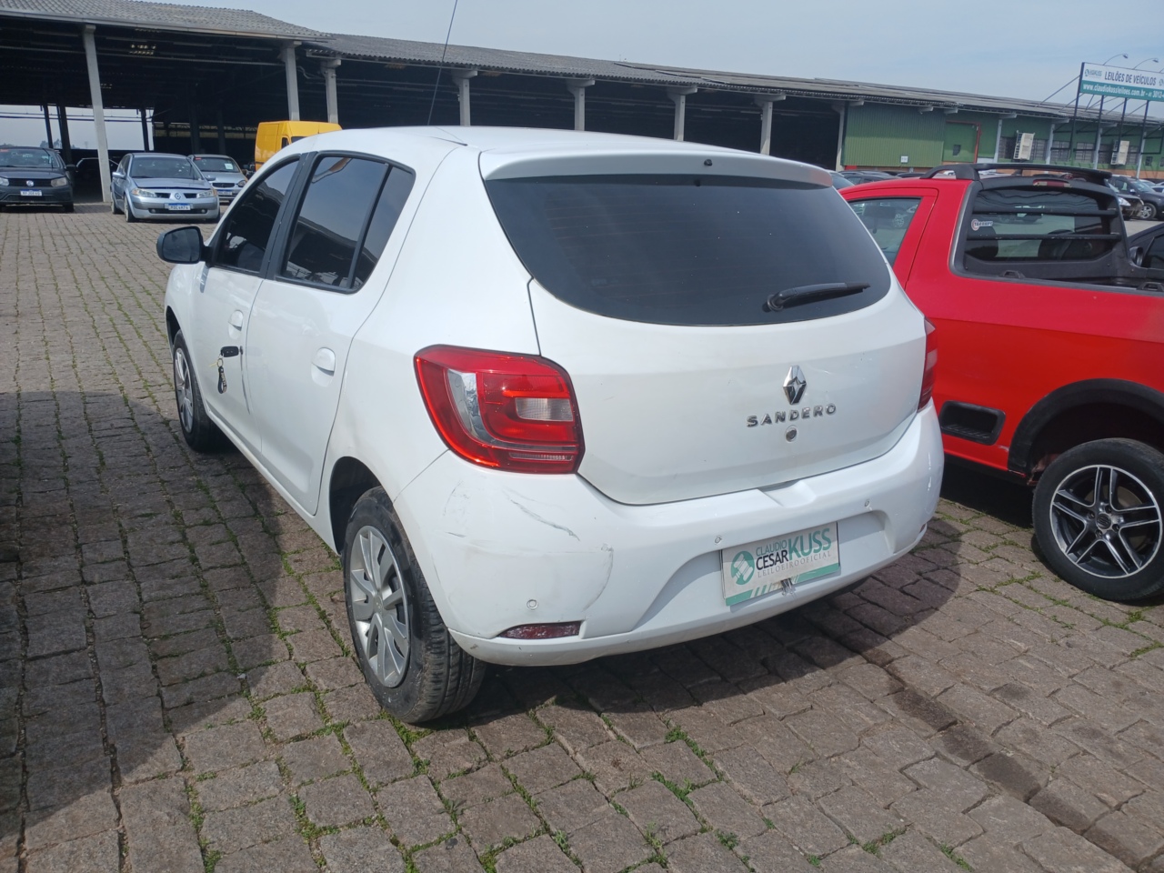 RENAULT/SANDERO EXPR 10 — foto do lote