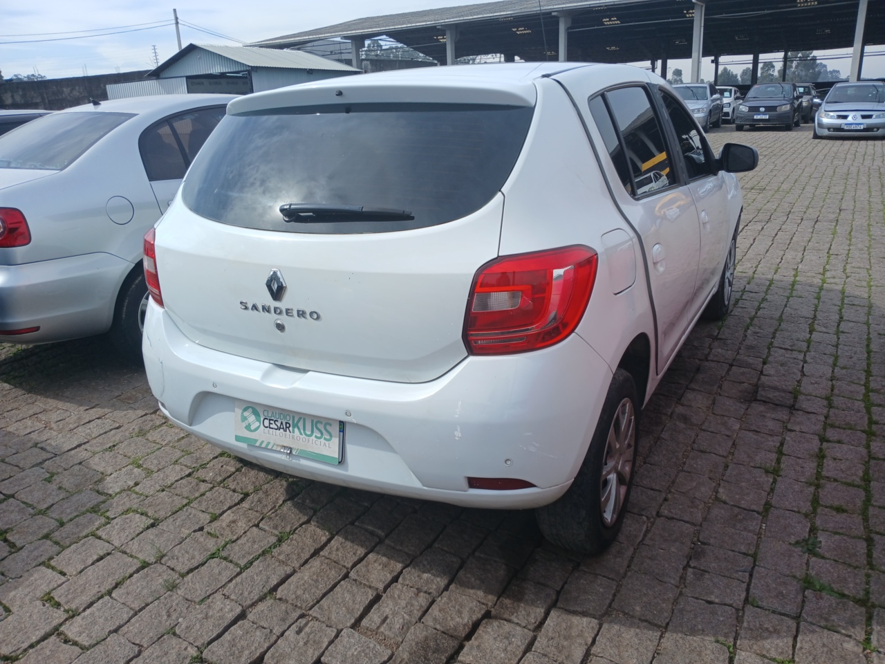 RENAULT/SANDERO EXPR 10 — foto do lote