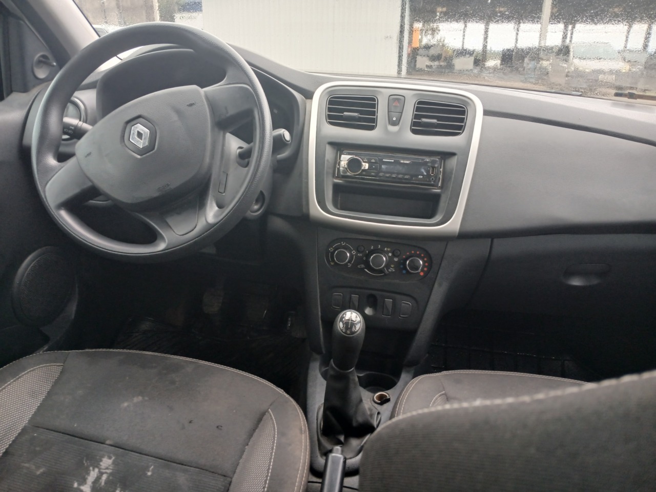 RENAULT/SANDERO AUTH 10 — foto do lote