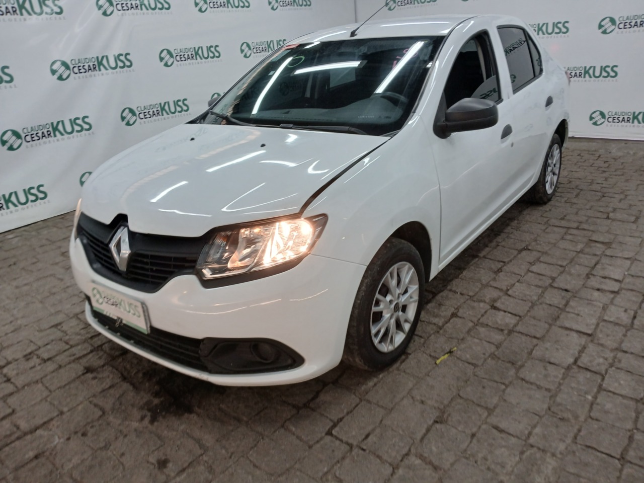 RENAULT/LOGAN AUTH 10 — foto do lote