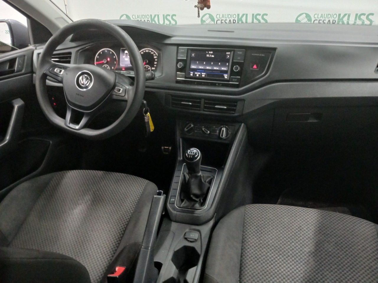 VW/POLO MF — foto do lote