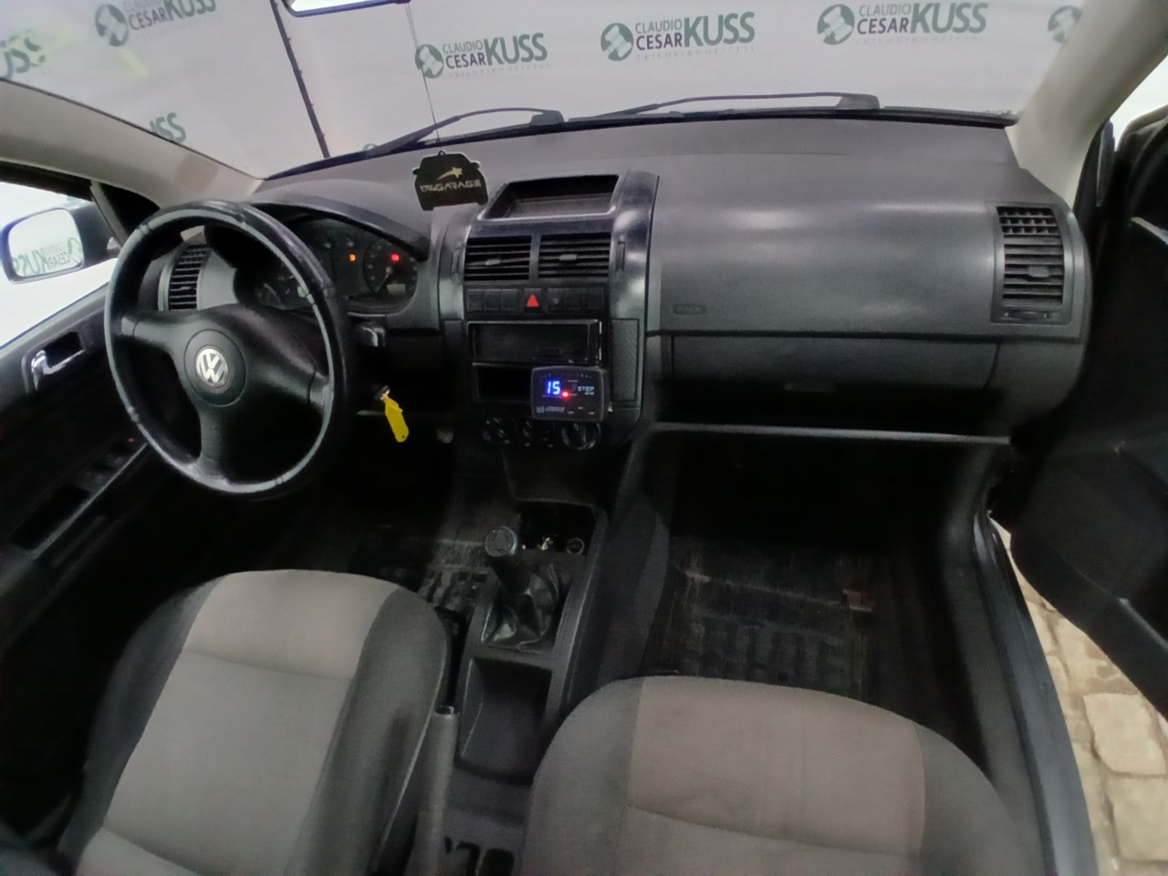 VW/POLO SEDAN 1.6 — foto do lote