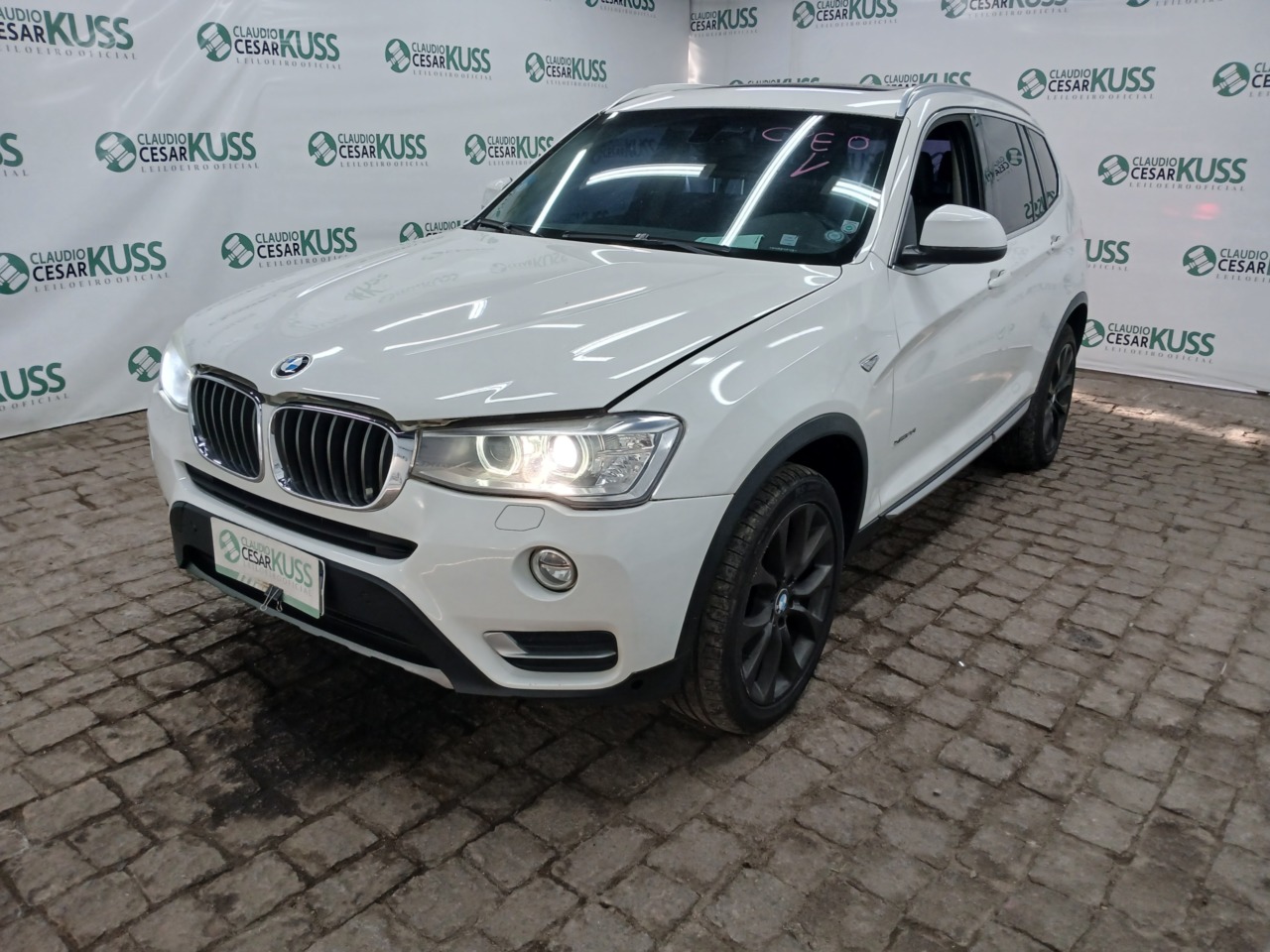 BMW/X3 XDRIVE 20I — foto do lote