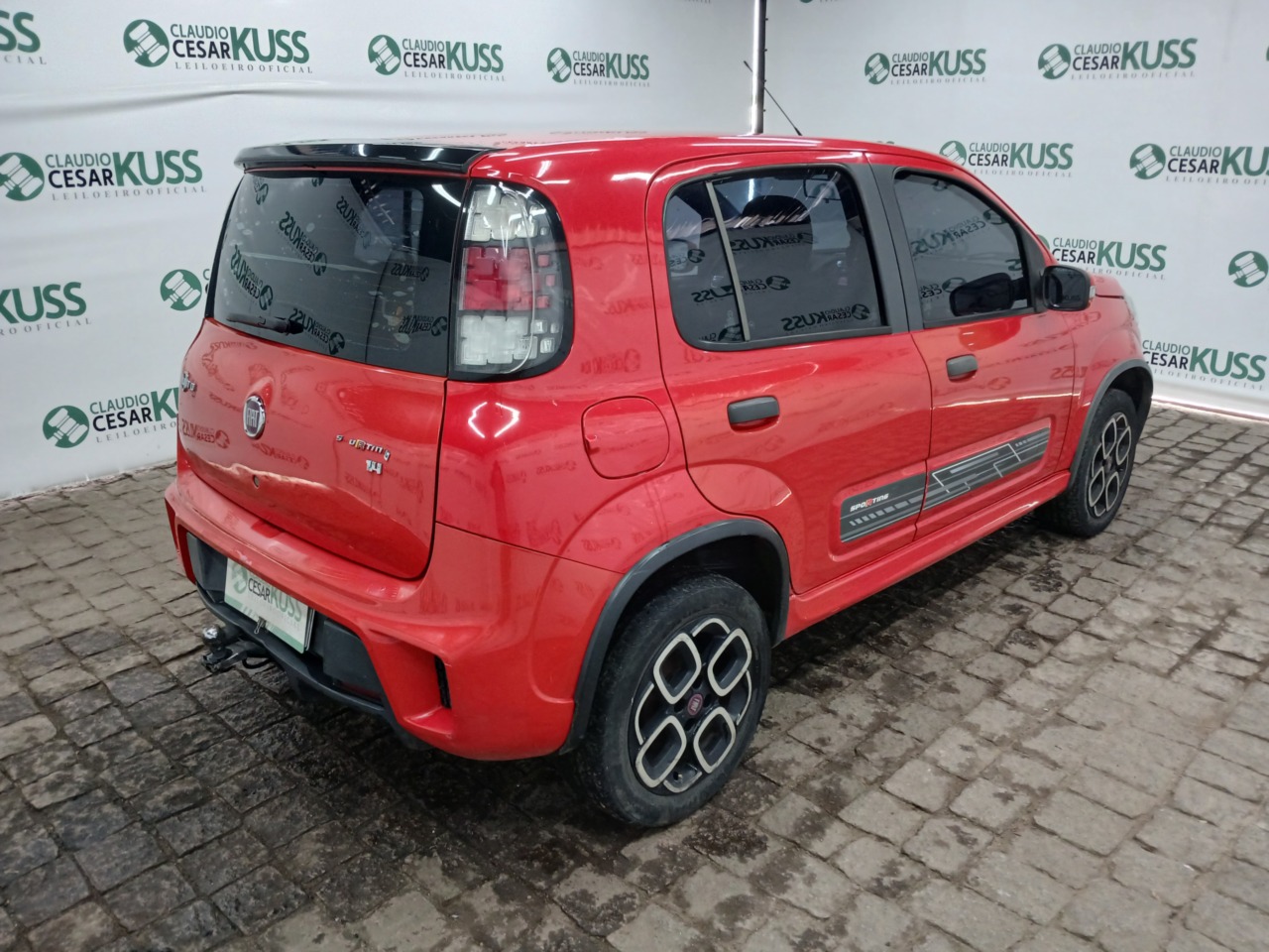 FIAT/UNO SPORTING 1.4 — foto 3 de 8