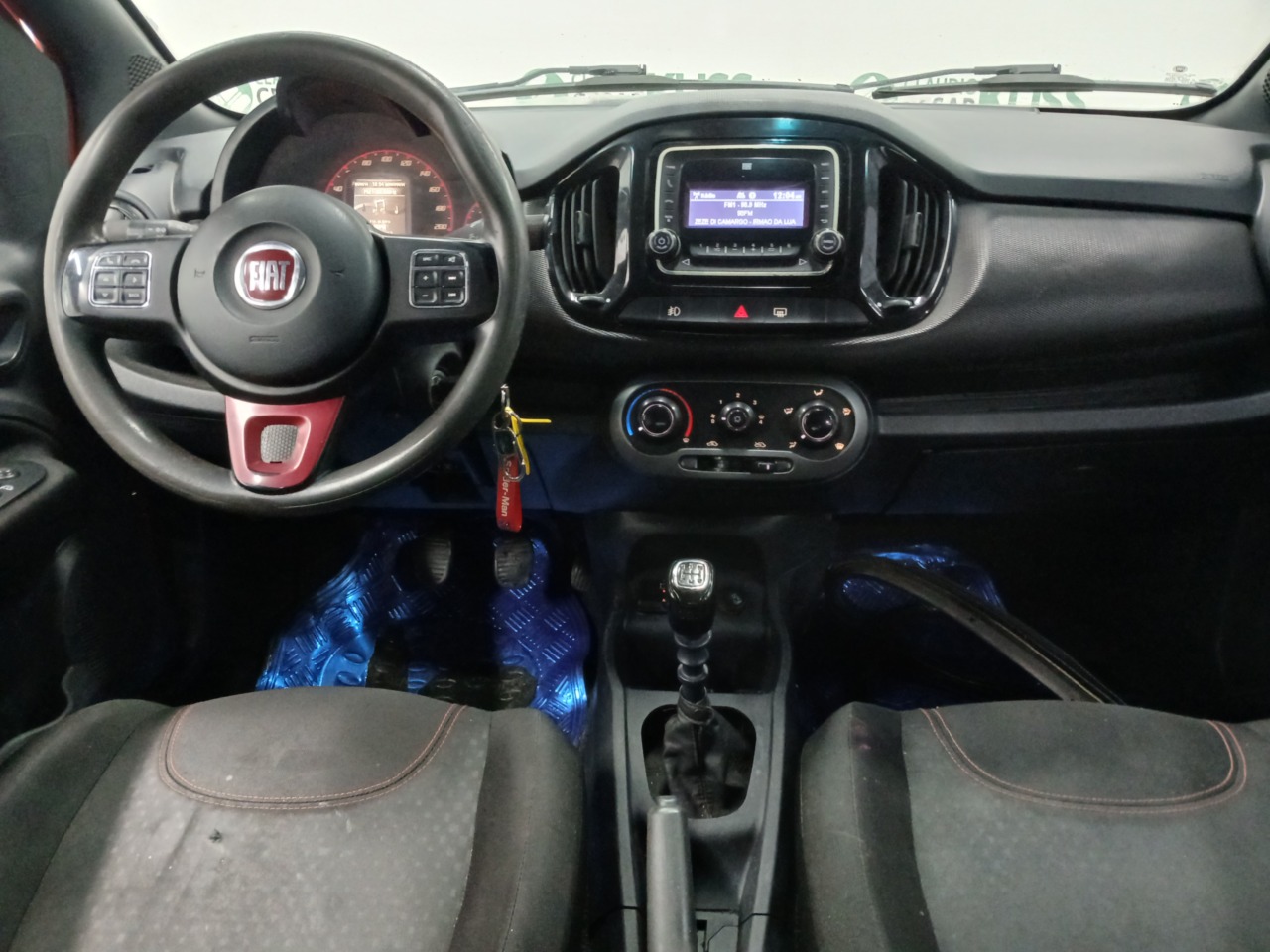 FIAT/UNO SPORTING 1.4 — foto 5 de 8