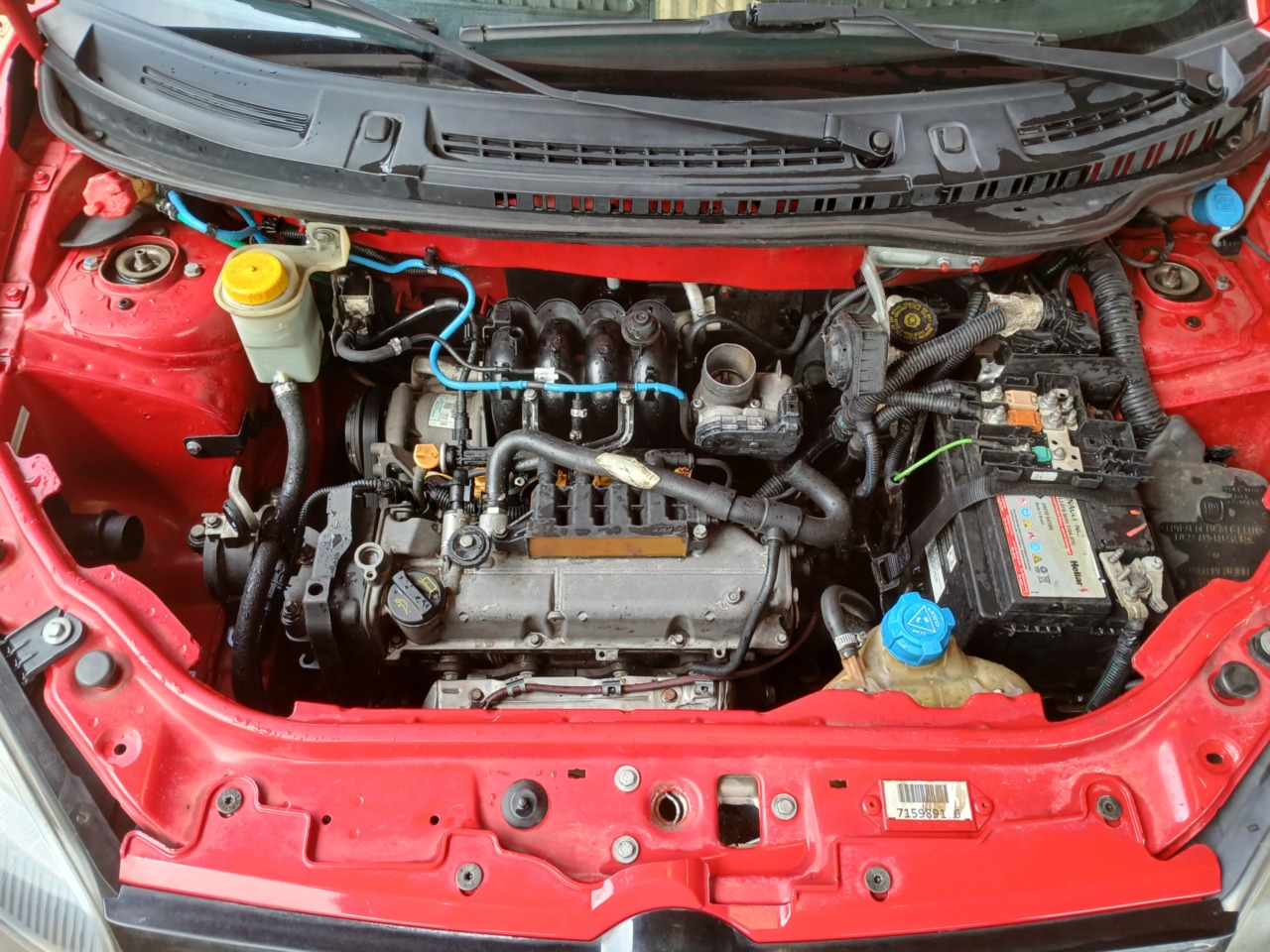 FIAT/UNO SPORTING 1.4 — foto 6 de 8