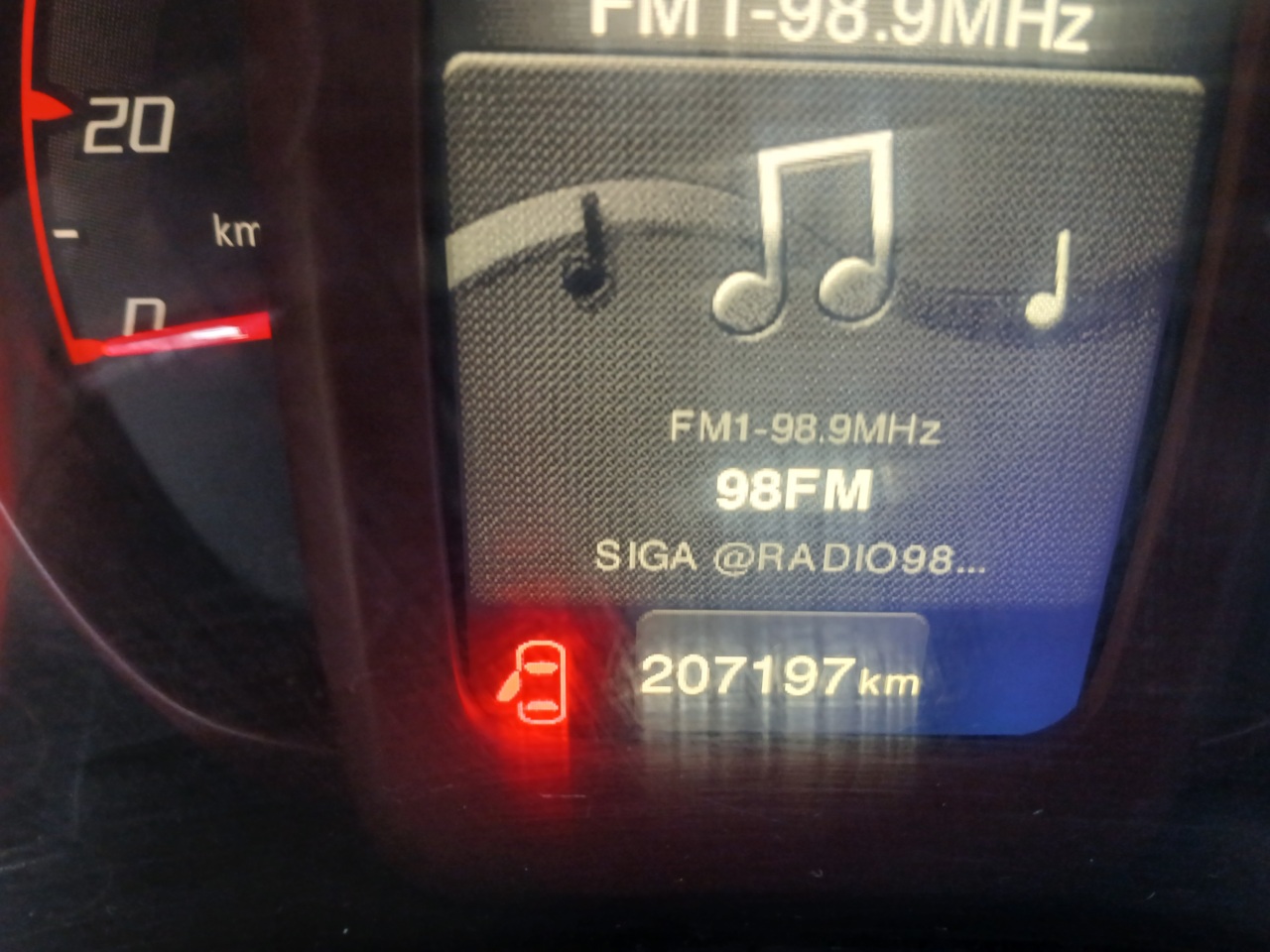FIAT/UNO SPORTING 1.4 — foto 7 de 8