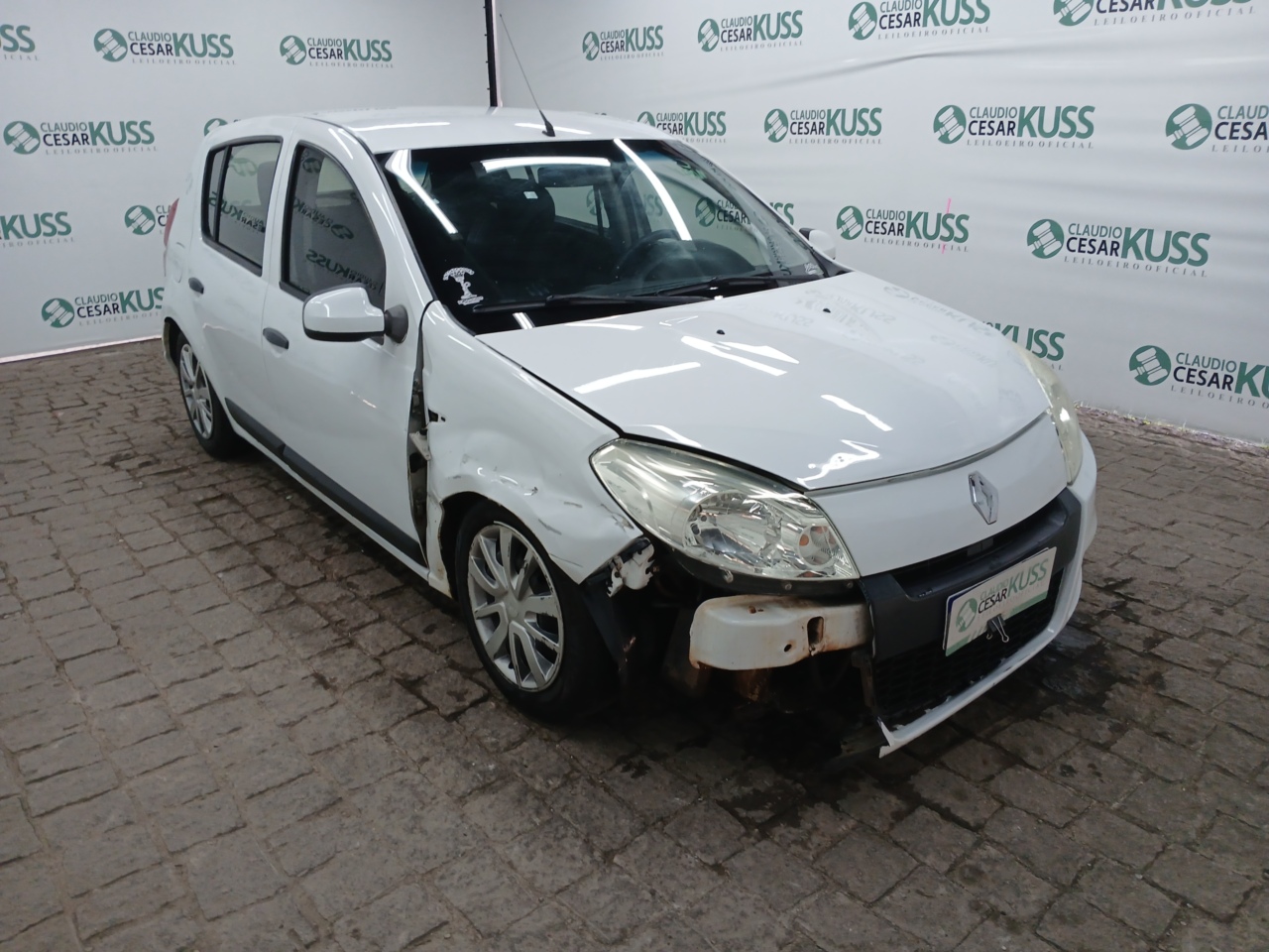 RENAULT/SANDERO EXP 16 — foto 4 de 8