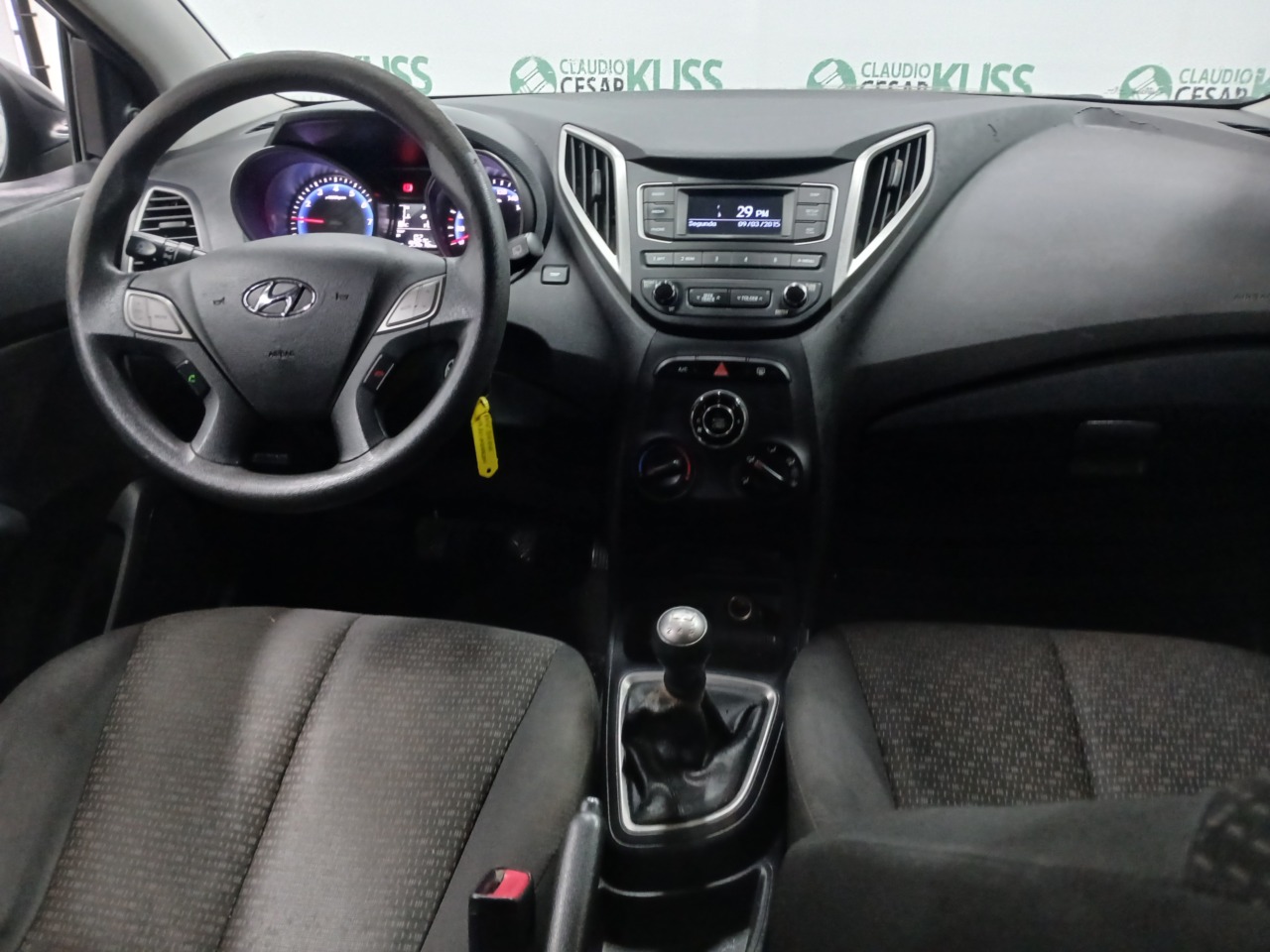HYUNDAI/HB20 1.0M UNIQUE — foto 5 de 8