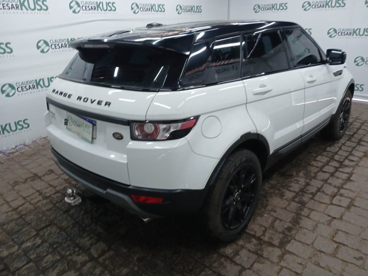 IMP LR/EVOQUE PURE P5D — foto 3 de 8