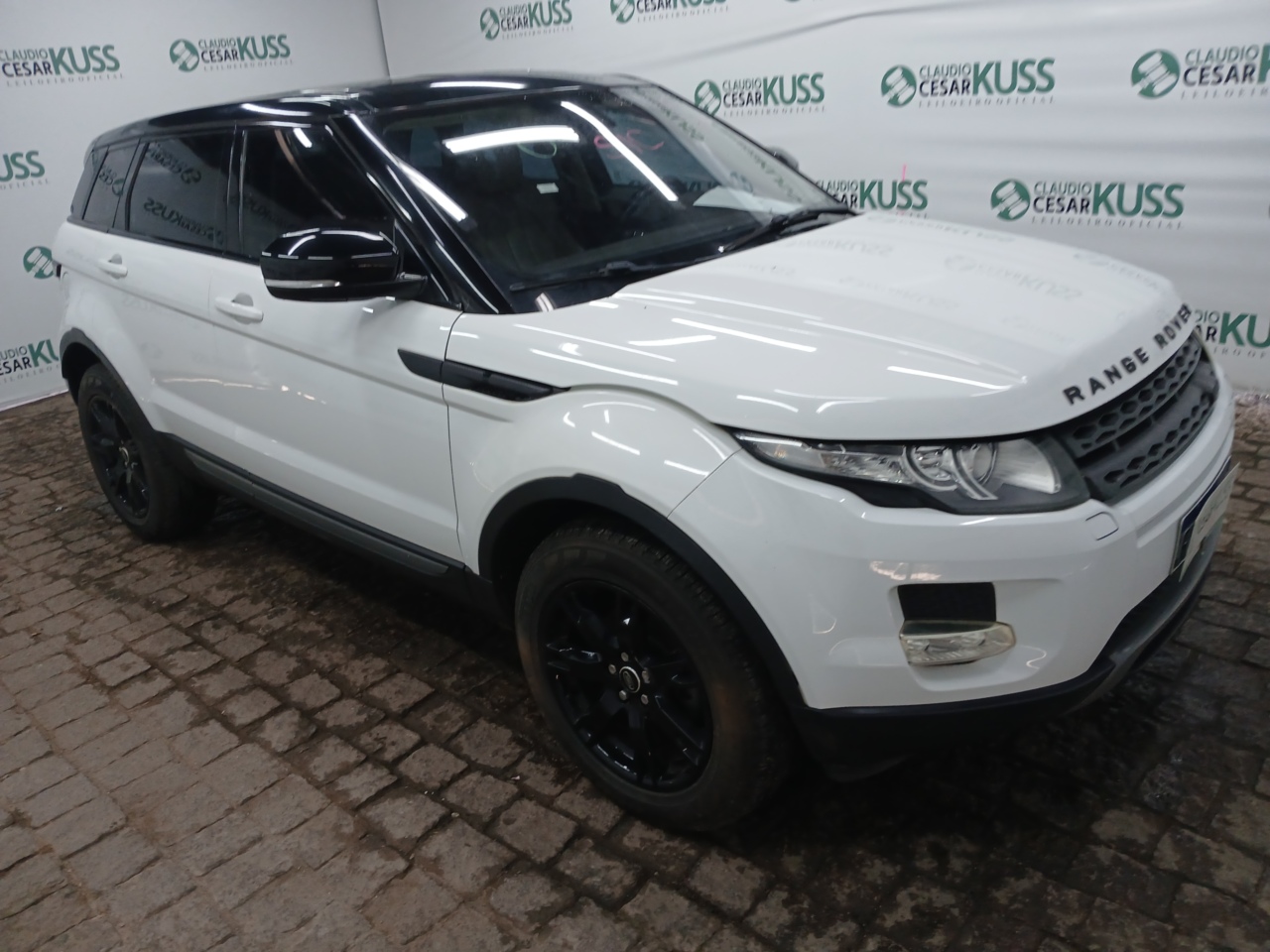 IMP LR/EVOQUE PURE P5D — foto 4 de 8