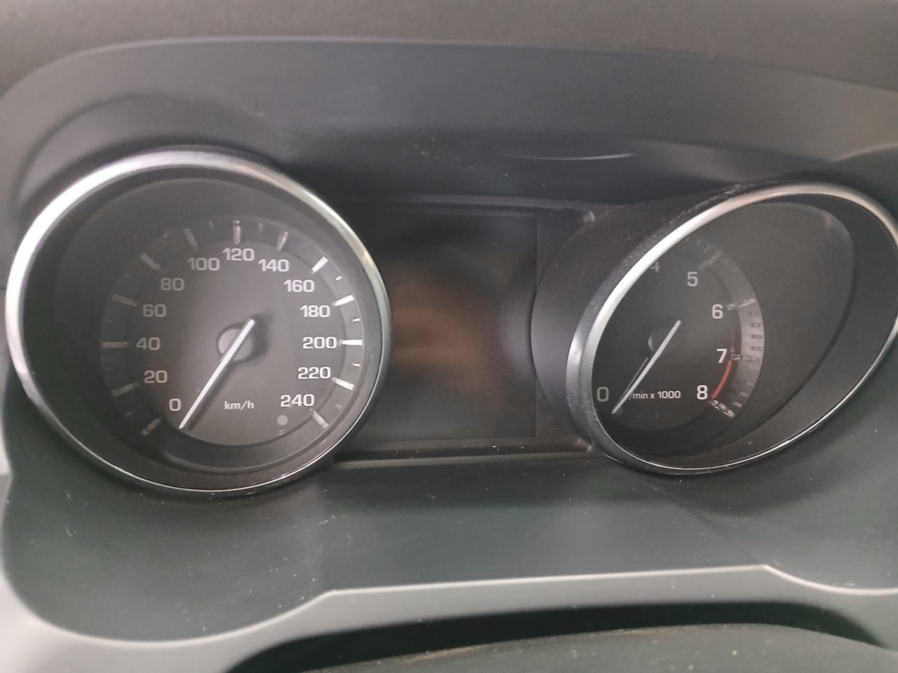 IMP LR/EVOQUE PURE P5D — foto 7 de 8