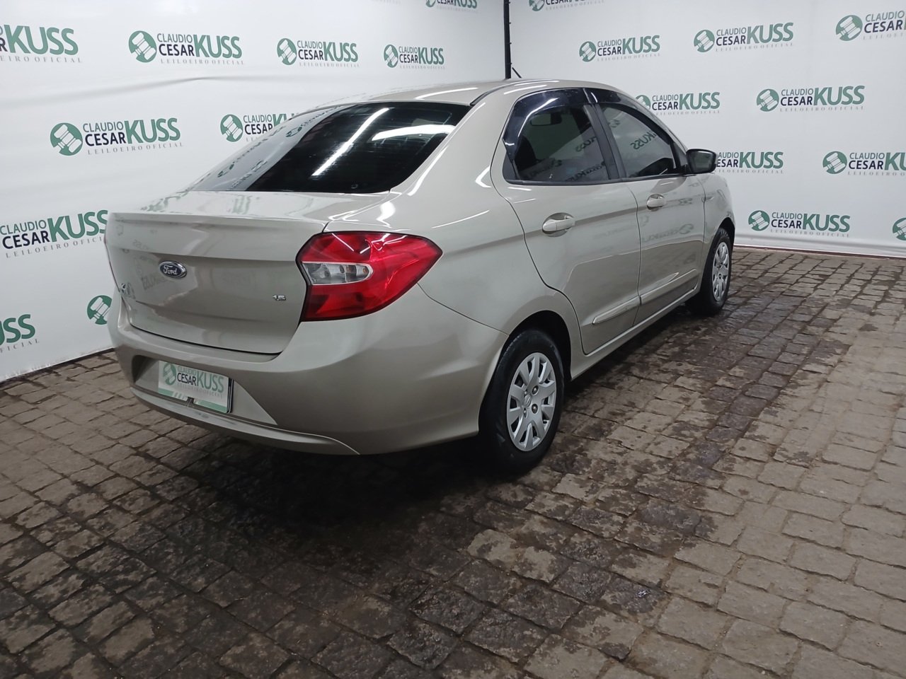FORD/KA SE 1.5 SD — foto 3 de 8