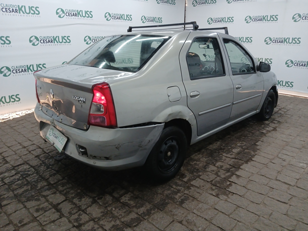 RENAULT/LOGAN EXP 10 16V — foto 3 de 8
