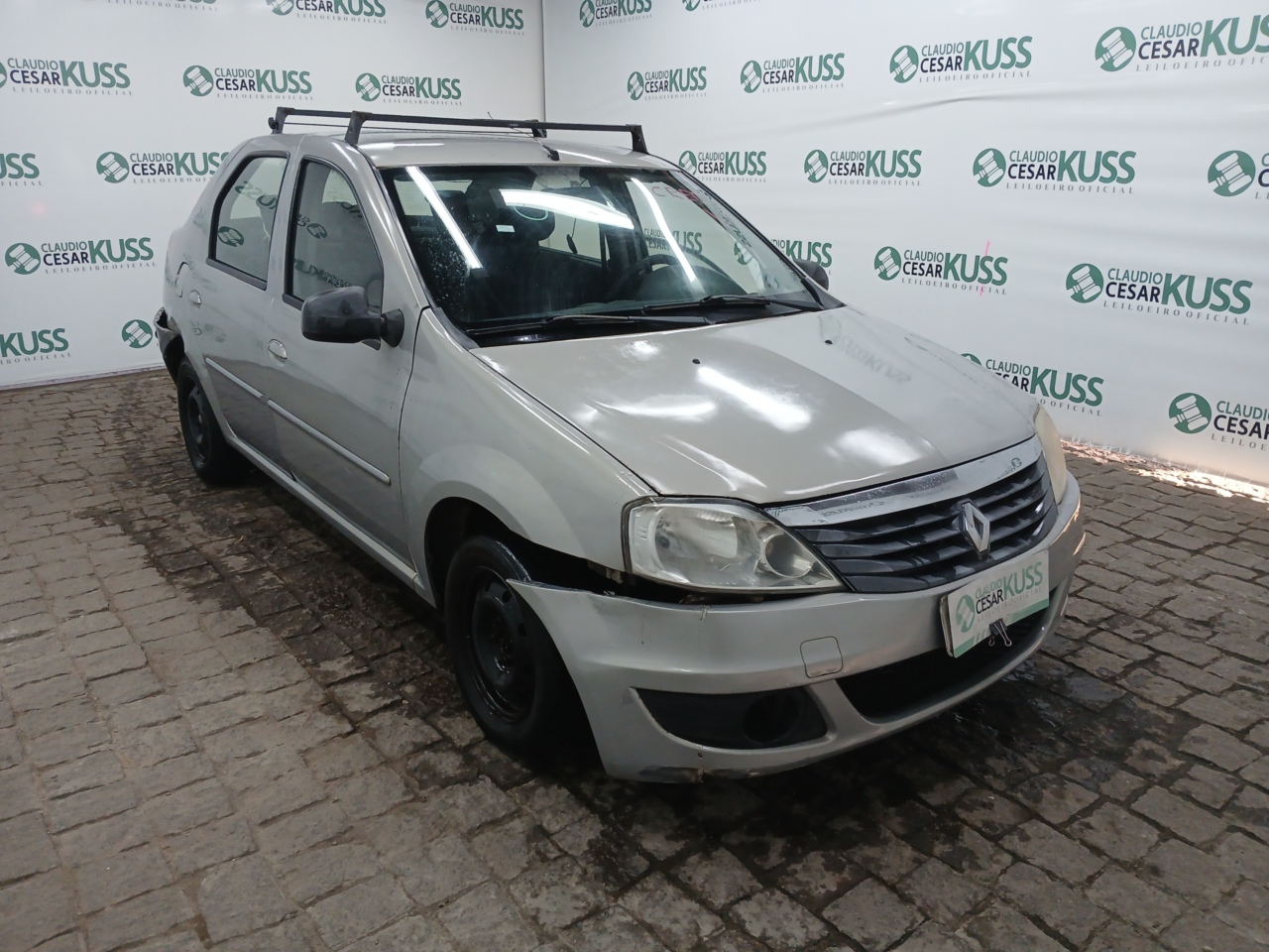 RENAULT/LOGAN EXP 10 16V — foto 4 de 8