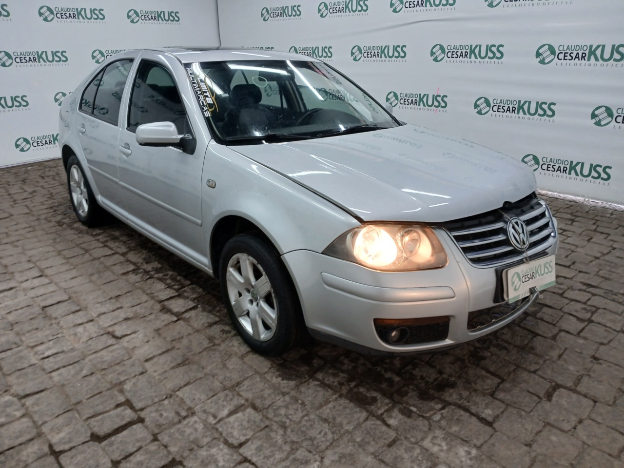 IMP VW/BORA — foto 4 de 8