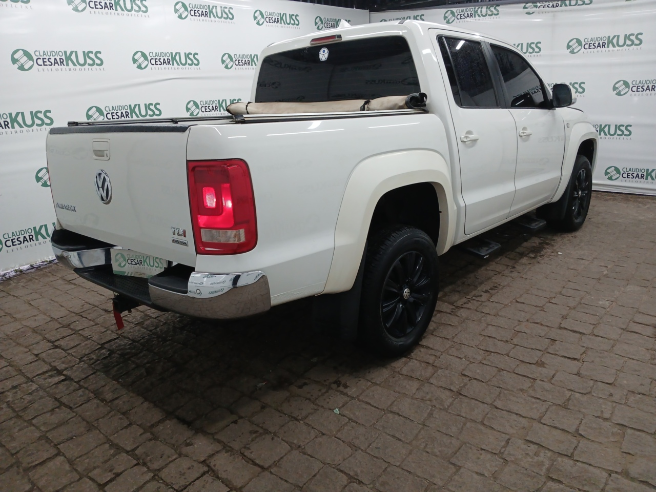 IMP VW/AMAROK CD 4X4 HIGH AB C DUPLA — foto 3 de 8