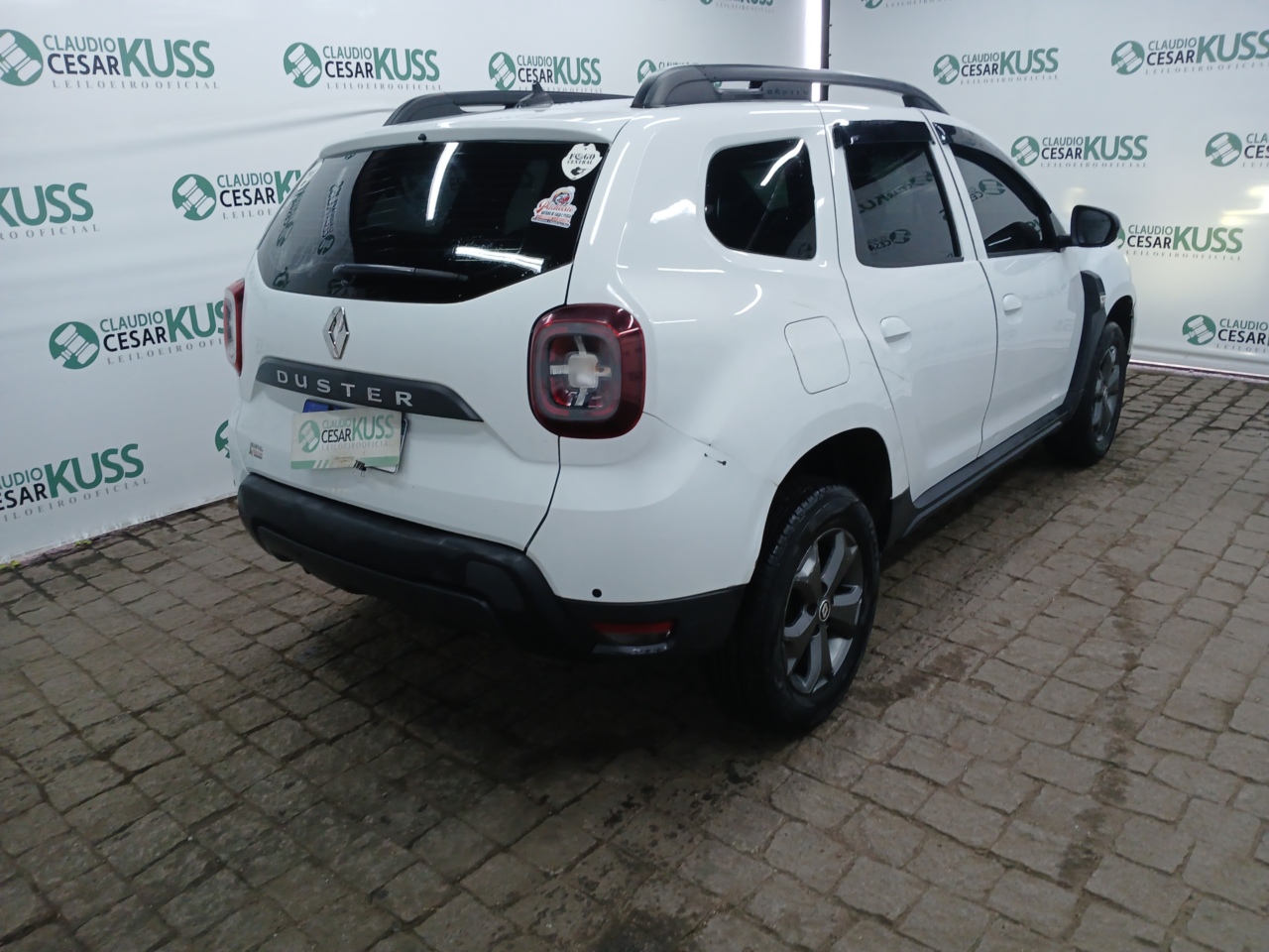 RENAULT/DUSTER ZEN 16 — foto 3 de 8
