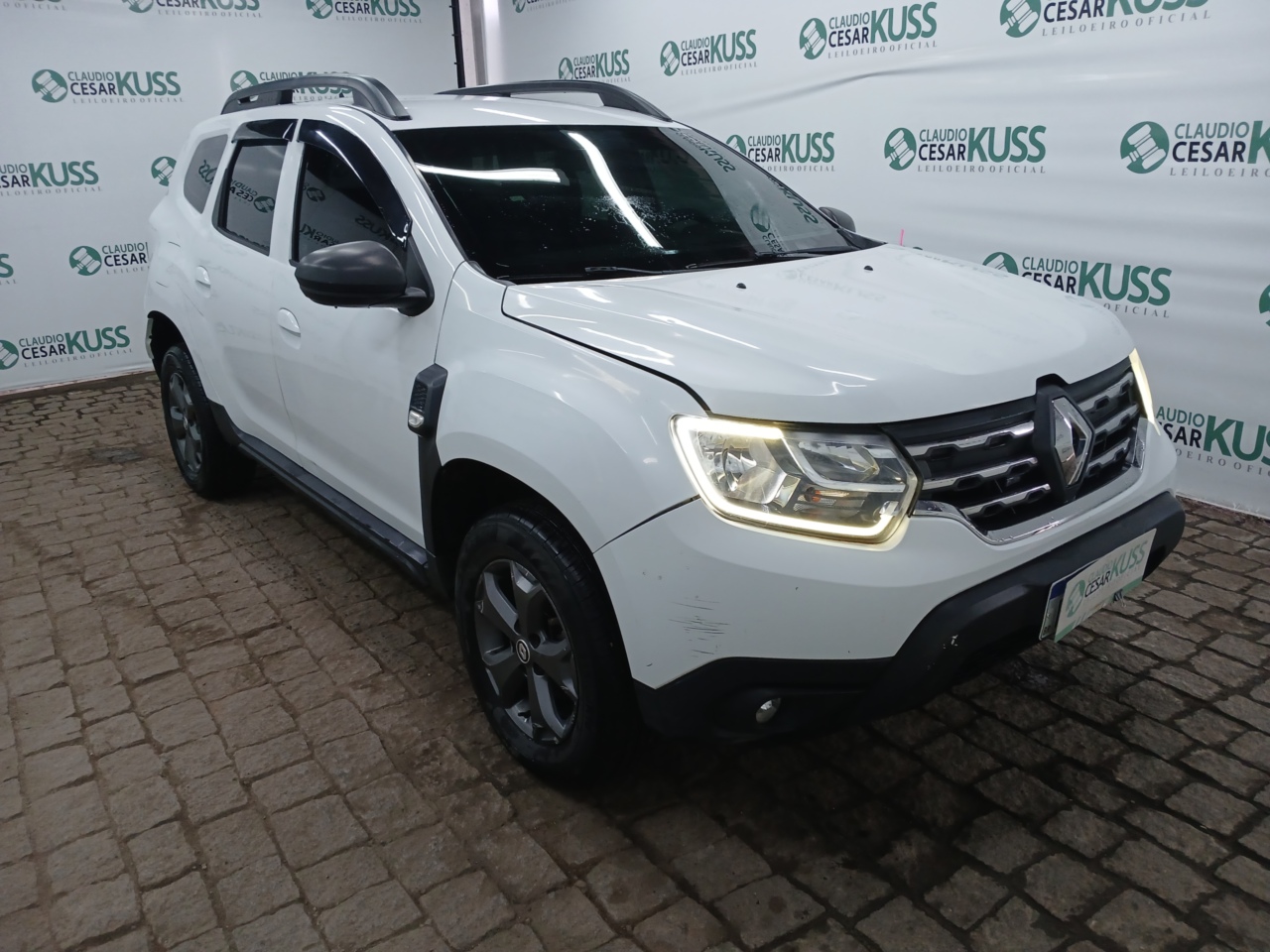 RENAULT/DUSTER ZEN 16 — foto 4 de 8